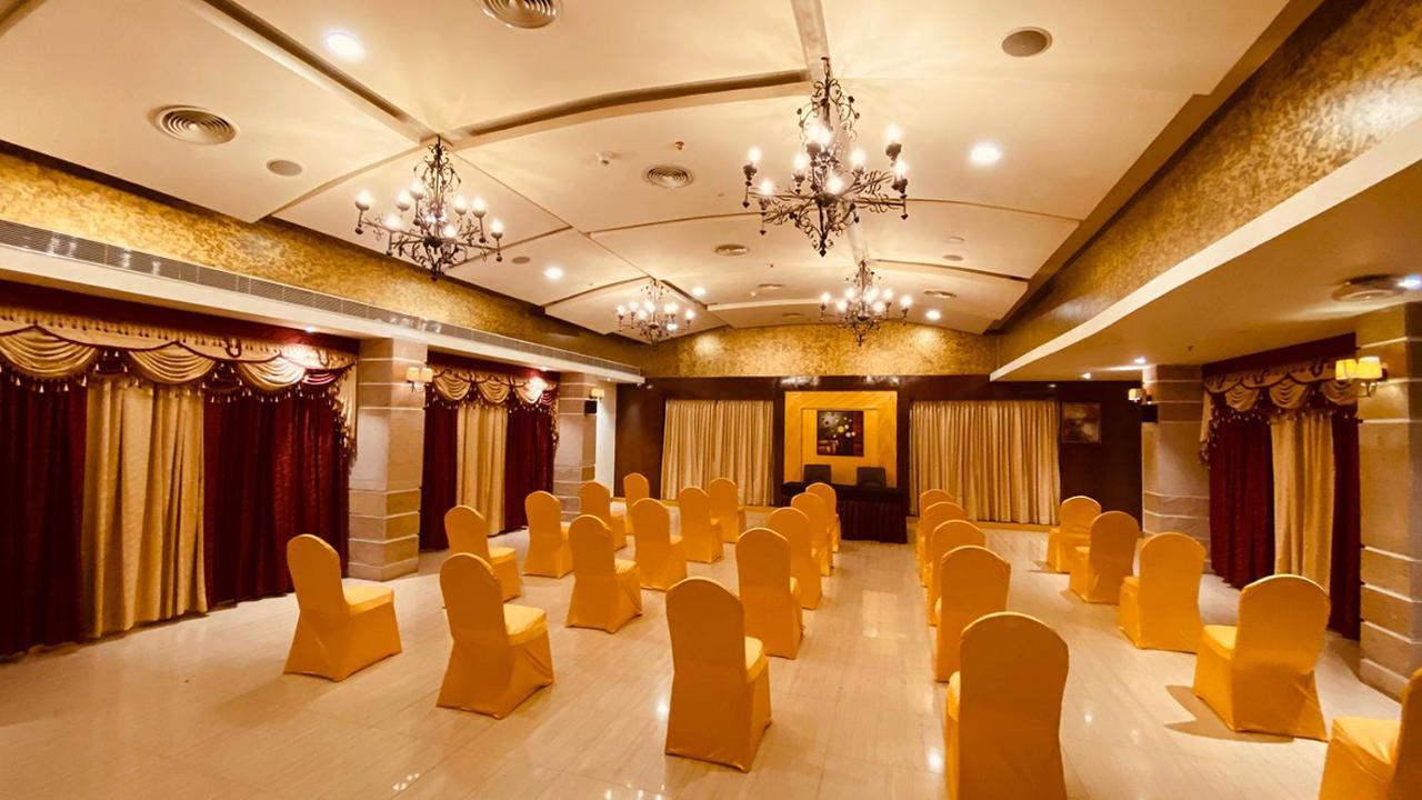 Quality Inn Viha Kumbakonam Exterior photo